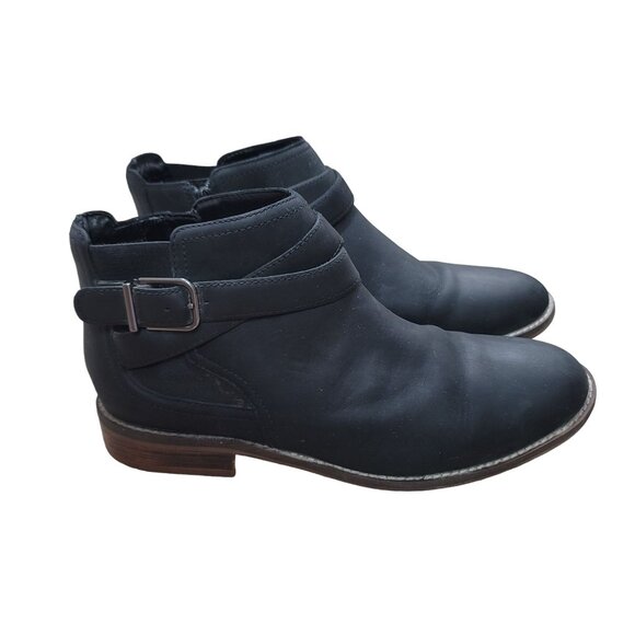 Clarks Camzin Hale Black Ankle Zip Buckle Chelsea Biker Office Work Boots US 10 - Picture 3 of 8